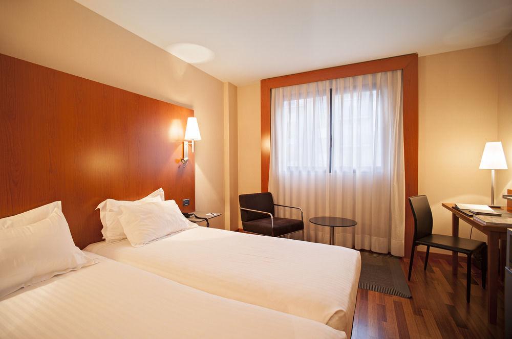 Ac Hotel Huelva By Marriott Ngoại thất bức ảnh