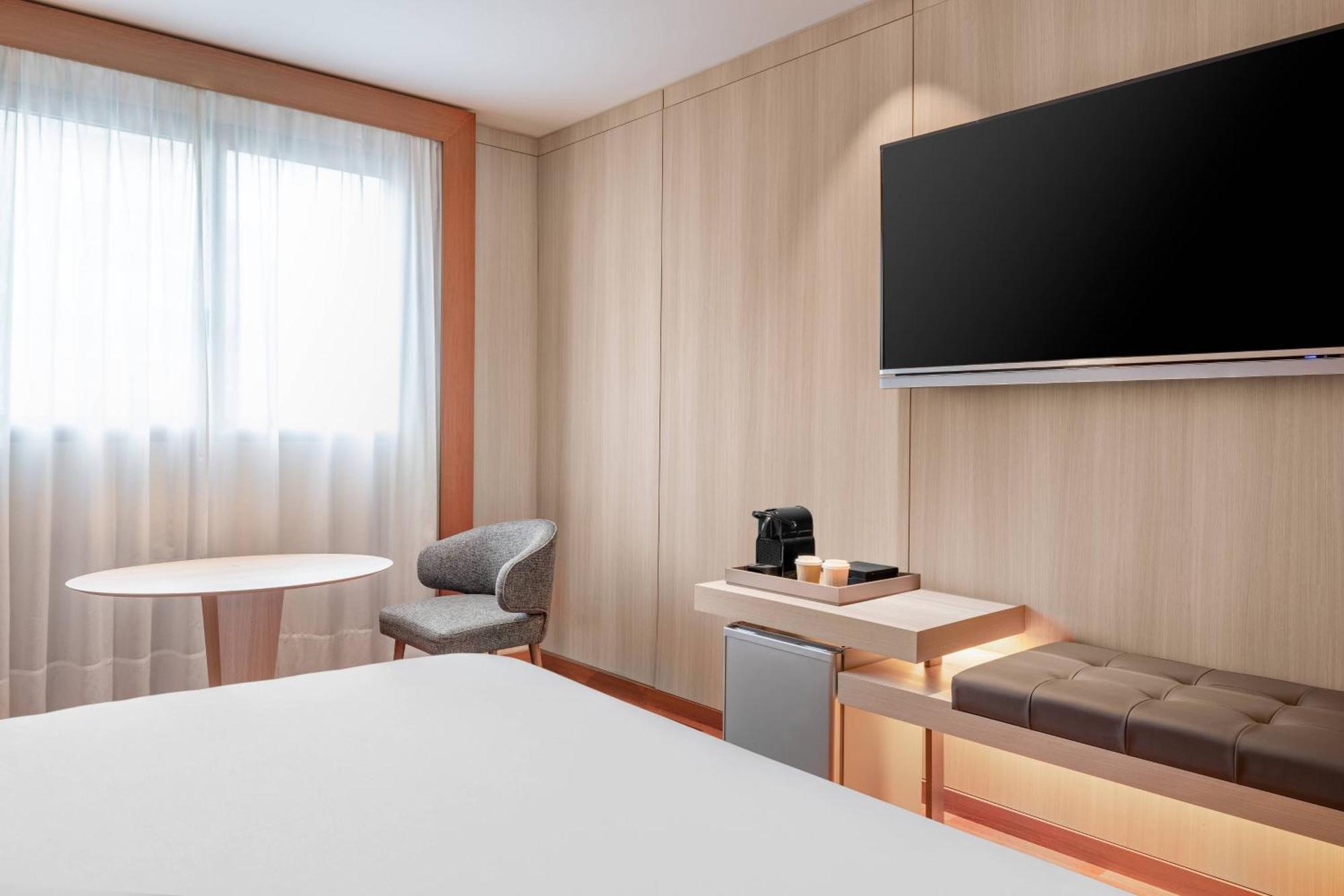 Ac Hotel Huelva By Marriott Ngoại thất bức ảnh