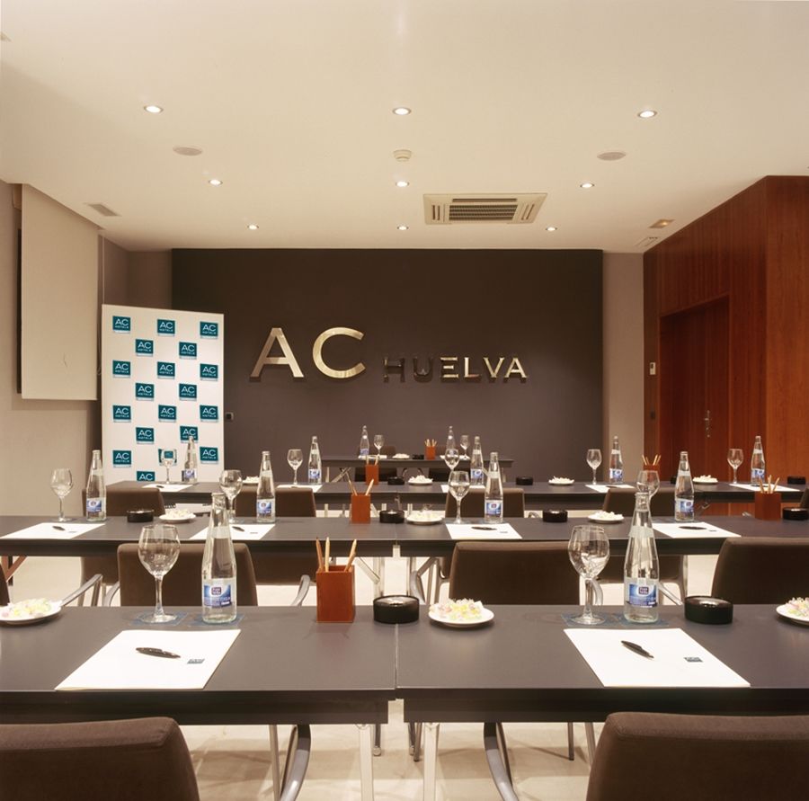 Ac Hotel Huelva By Marriott Ngoại thất bức ảnh